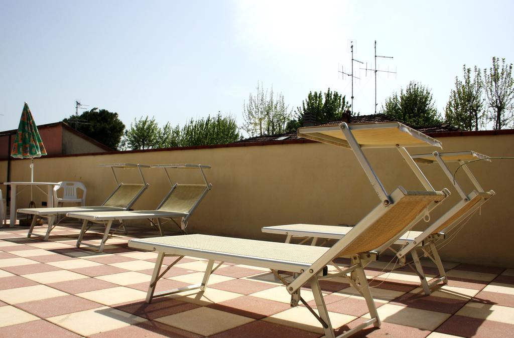 Hotel Villa Grazia チェゼナーティコ エクステリア 写真
